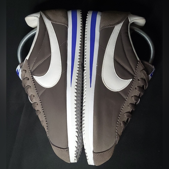 Nike Cortez - Dark Mushroom - Size 9m - Picture 6 of 8